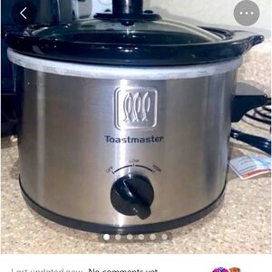 Mini Crockpot Electric  Slow Cooker NEW never Used